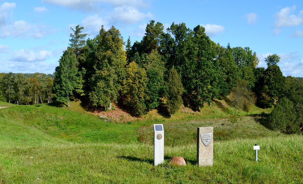413px-Šarūnkalnis_(Robėnava).jpg