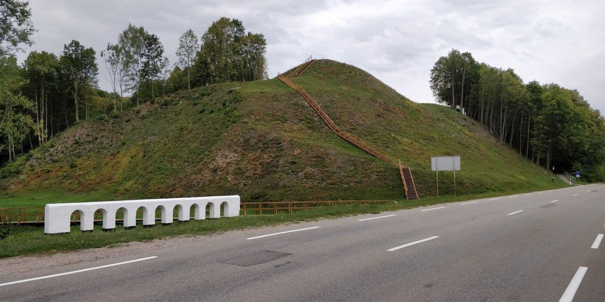 kartupėnų piliakalnis